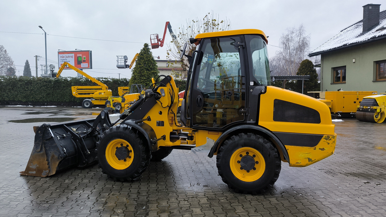 Wheel loader JCB 406