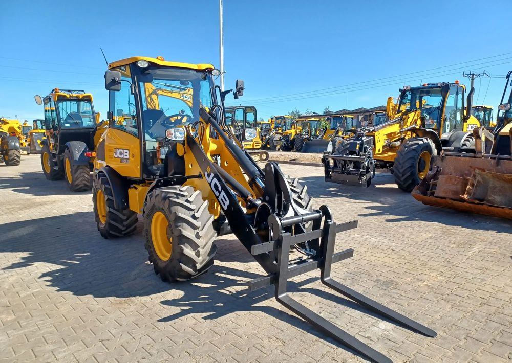 Wheel loader JCB 406