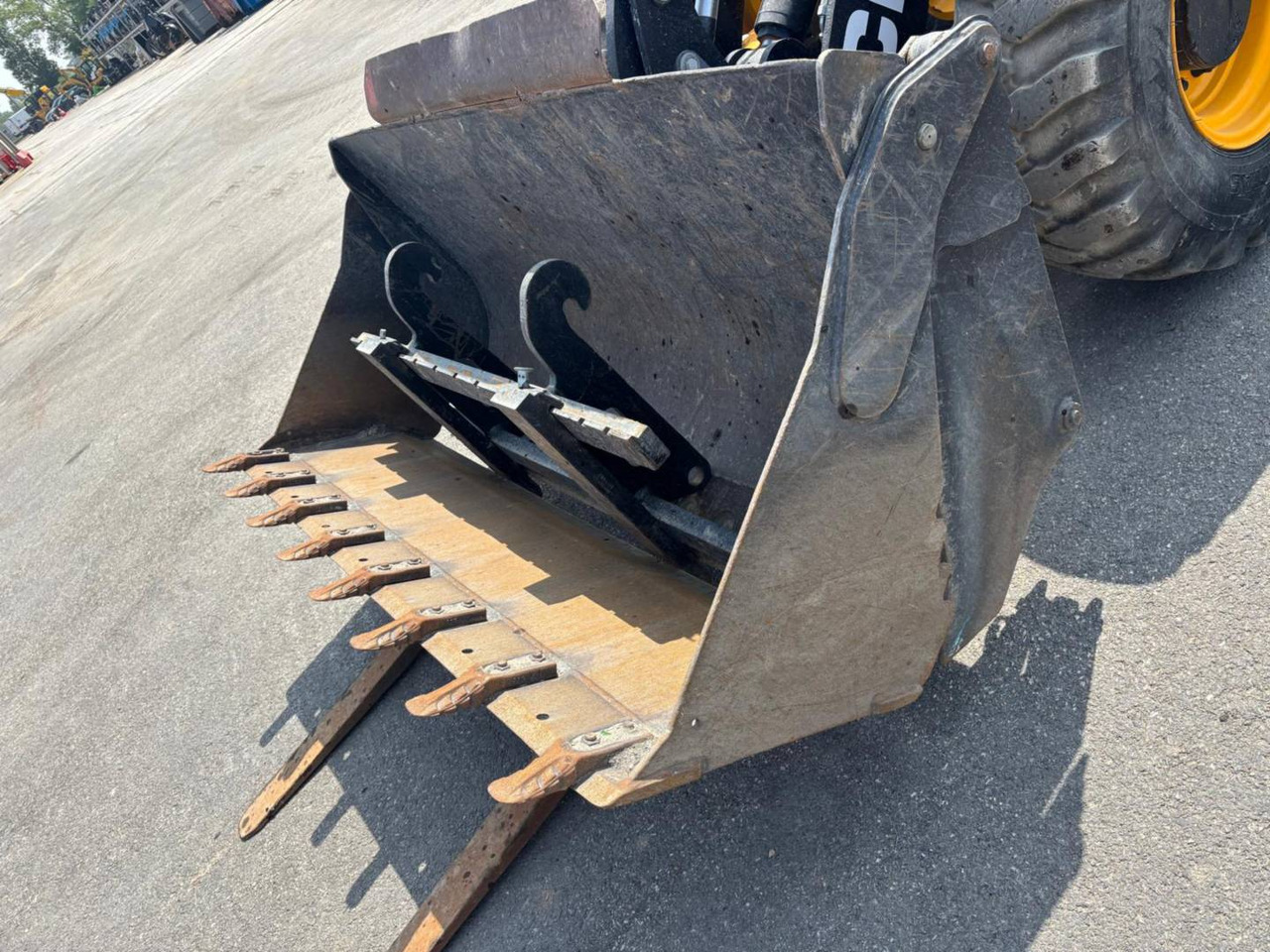 Wheel loader JCB 407