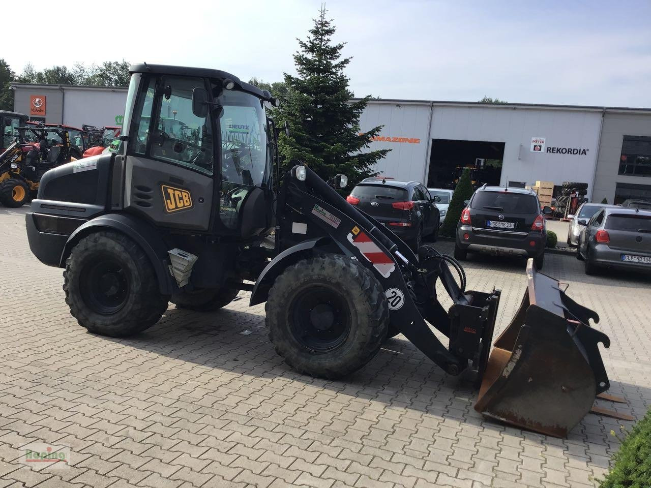 Wheel loader JCB 409