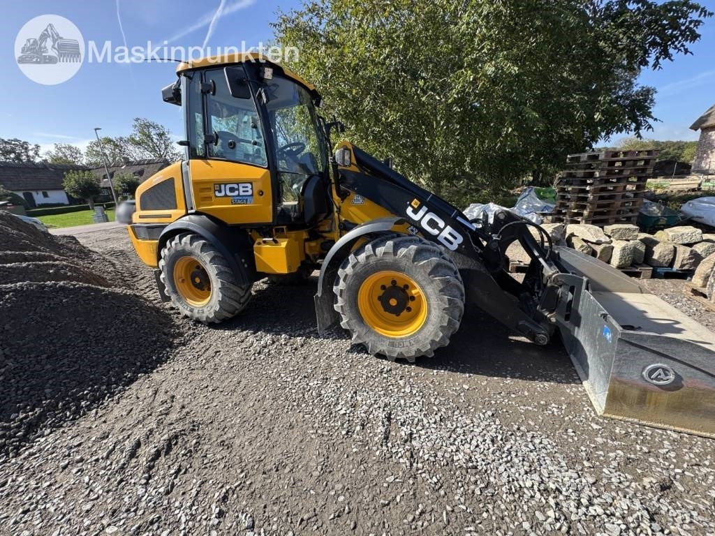 Wheel loader JCB 409