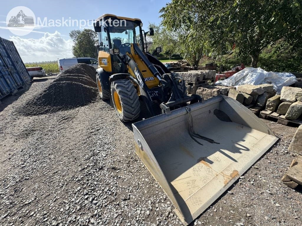 Wheel loader JCB 409
