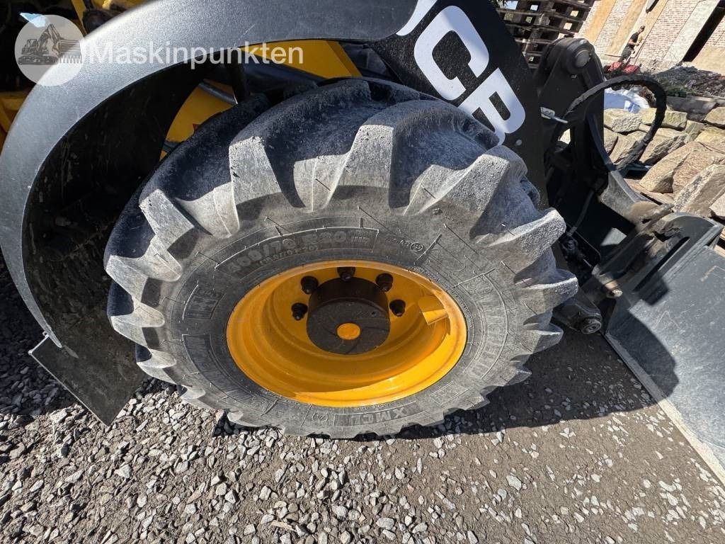 Wheel loader JCB 409