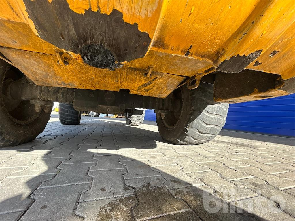 Wheel loader JCB 409 (2010)