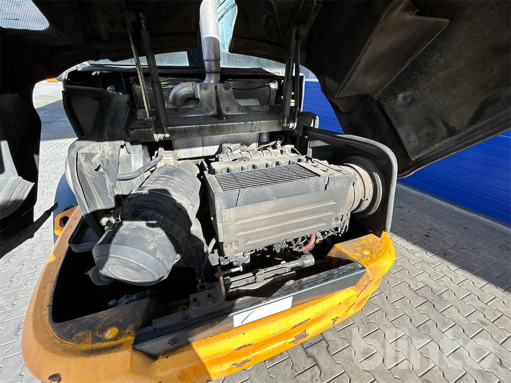 Wheel loader JCB 409 (2010)