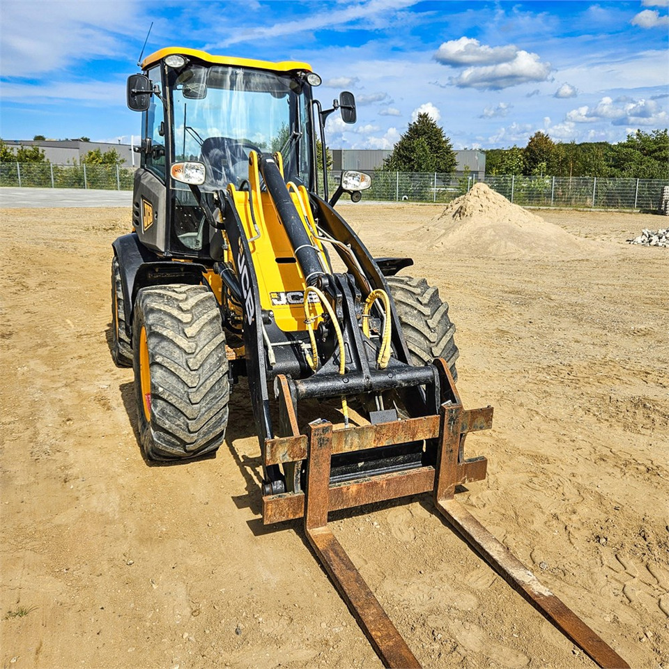 Wheel loader JCB 409 AG T4