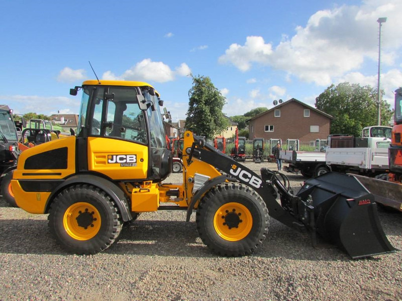Wheel loader JCB 409 Radlader 46.500 EUR