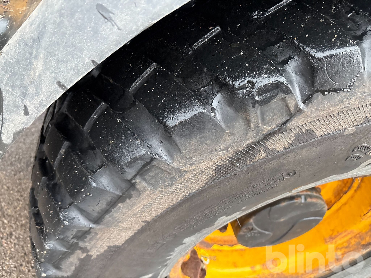 Wheel loader JCB 409 T4