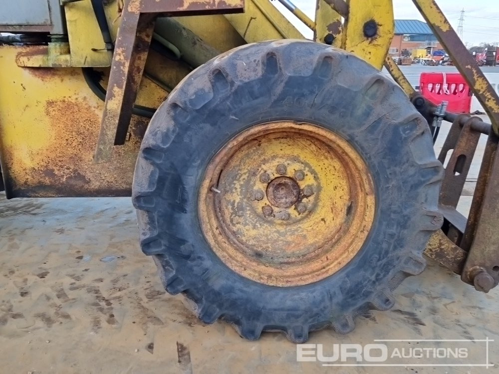 Wheel loader JCB 410