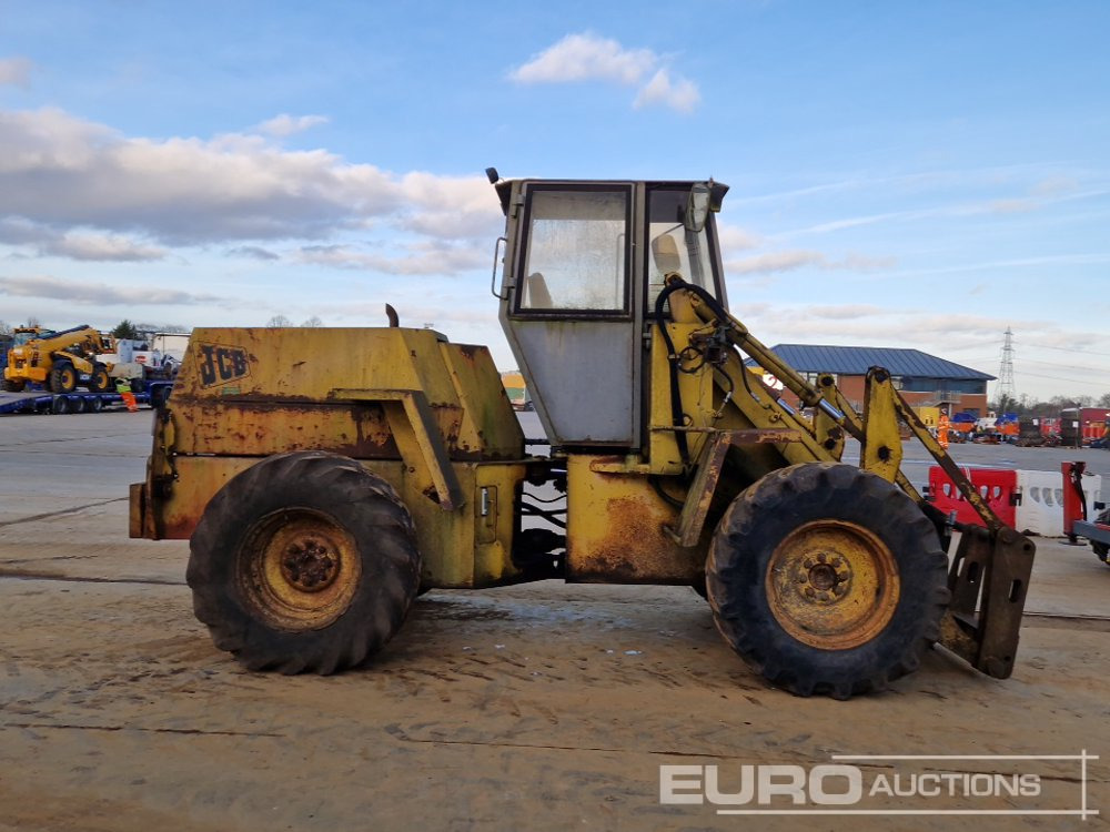 Wheel loader JCB 410