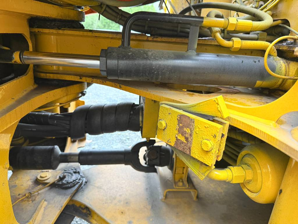 Wheel loader JCB 413K