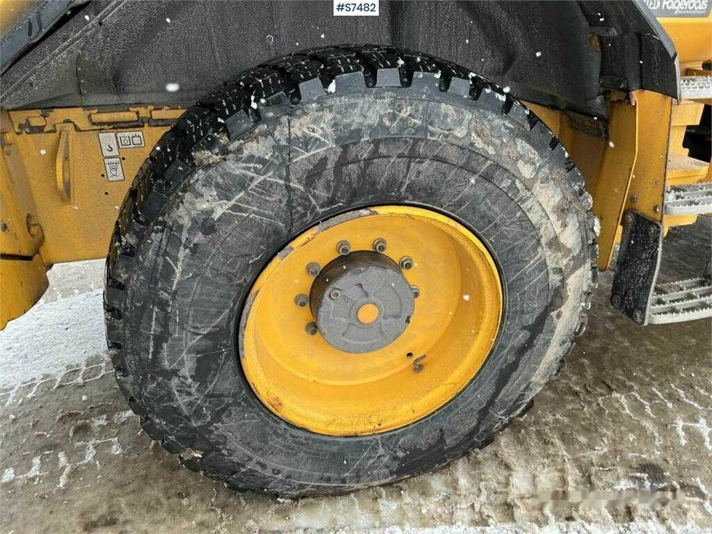 Wheel loader JCB 413S