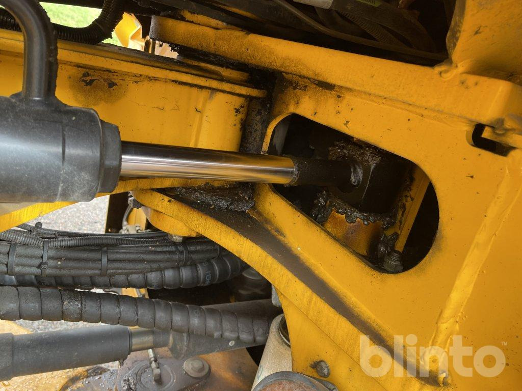 Wheel loader JCB 413S