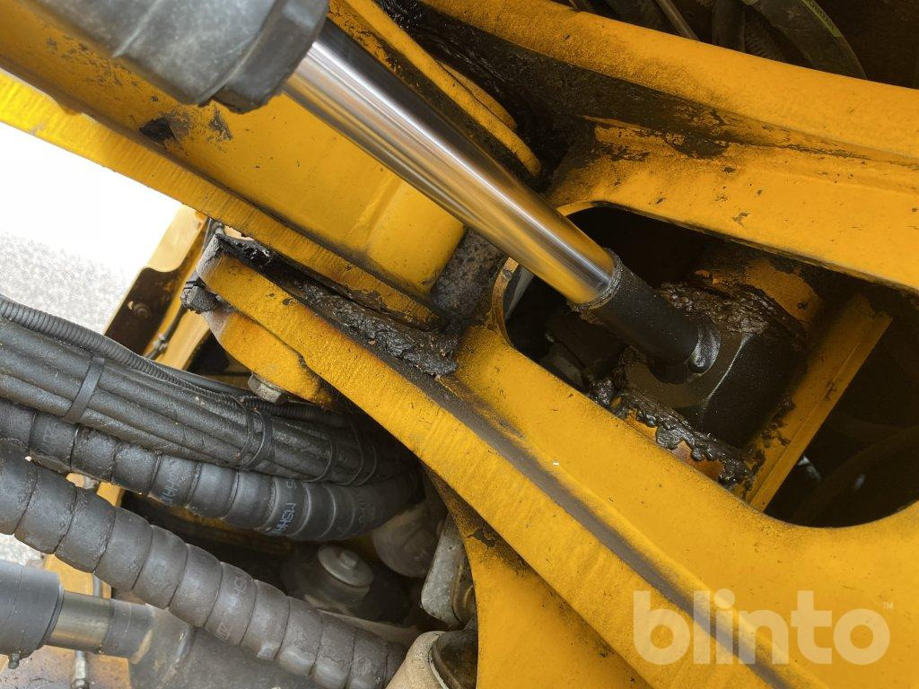Wheel loader JCB 413S