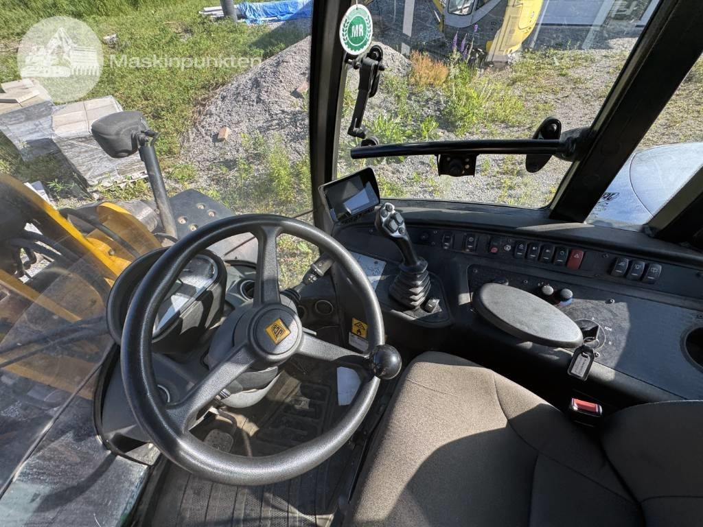 Wheel loader JCB 413 K