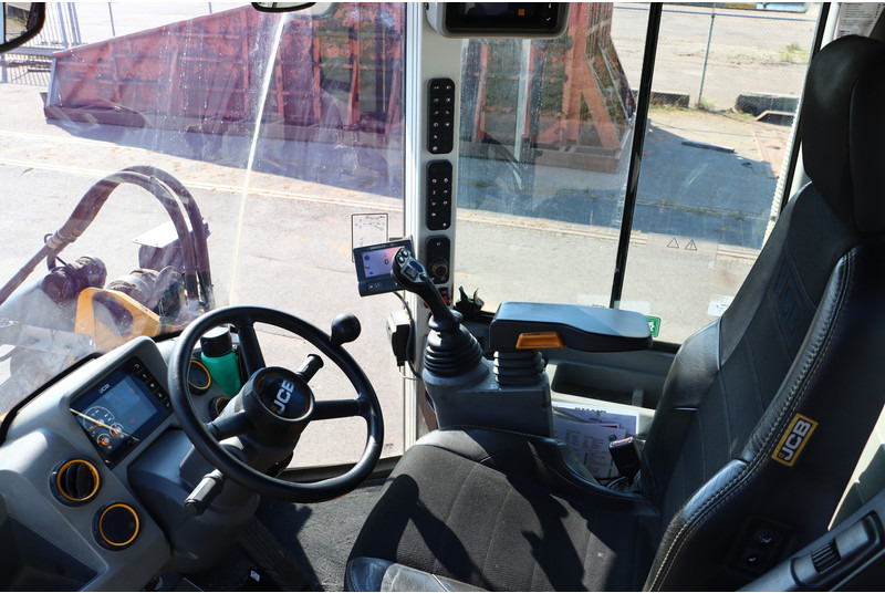 Wheel loader JCB 417 HT T4F