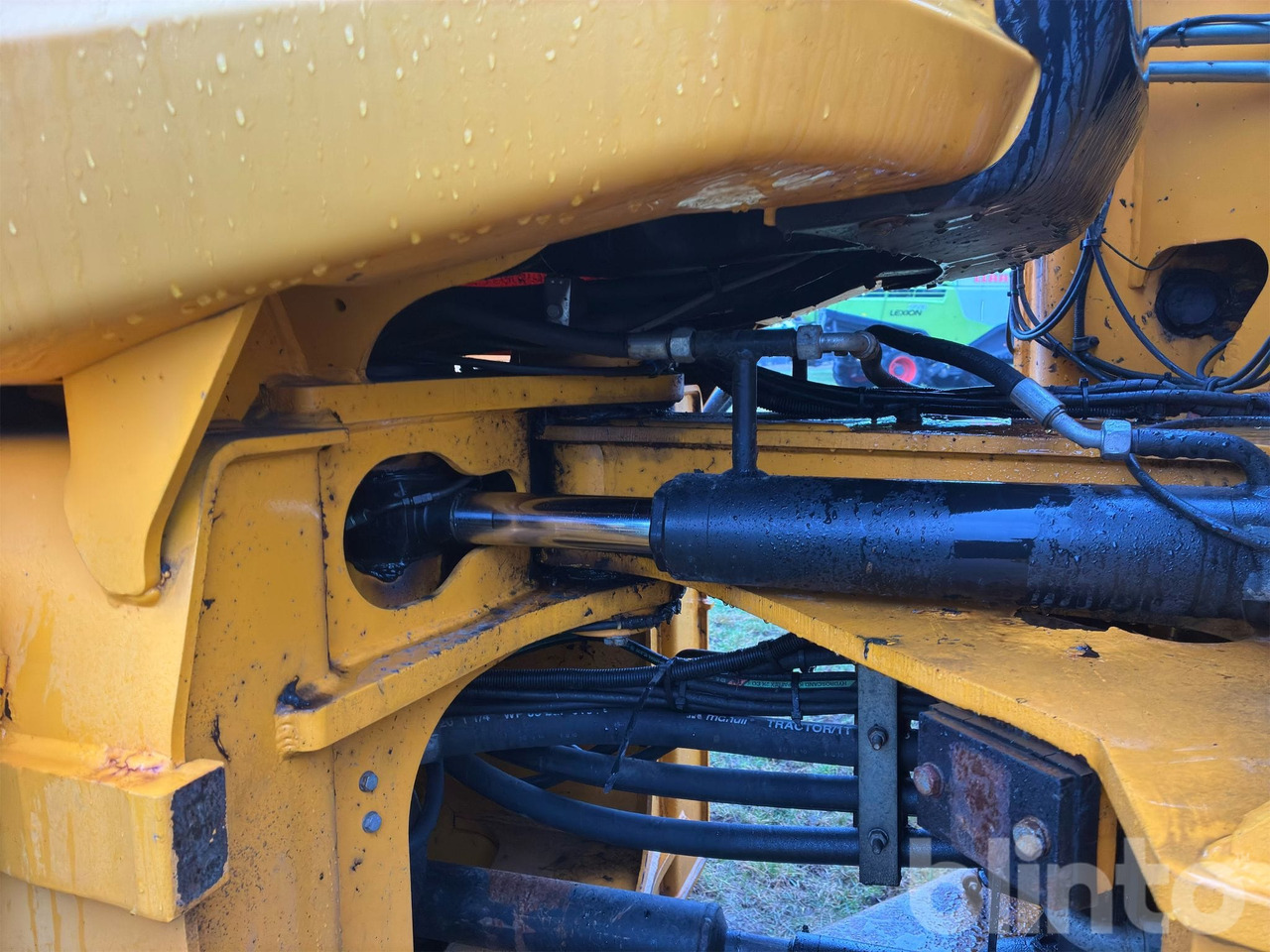 Wheel loader JCB 426 E HT 332/A7577