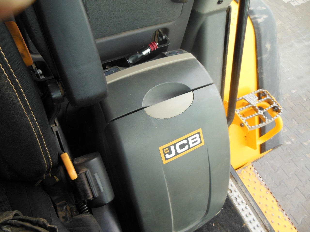 Wheel loader JCB 427 AGT4F