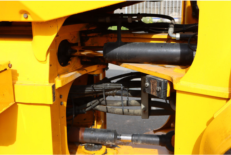 Wheel loader JCB 427 HT T4F