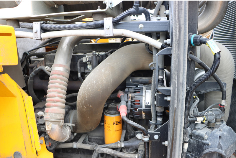 Wheel loader JCB 427 HT T4F