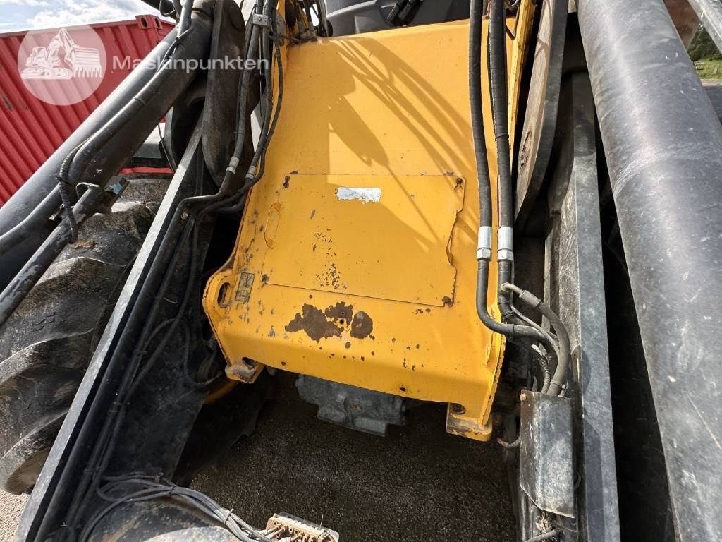 Wheel loader JCB 435