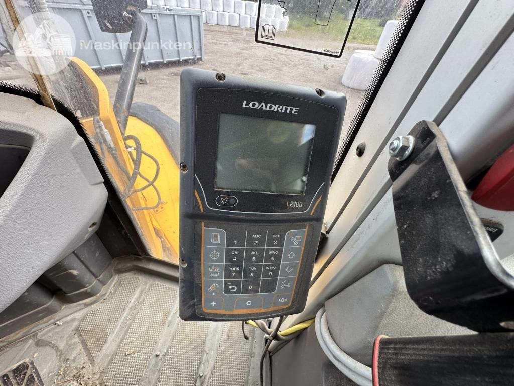 Wheel loader JCB 435