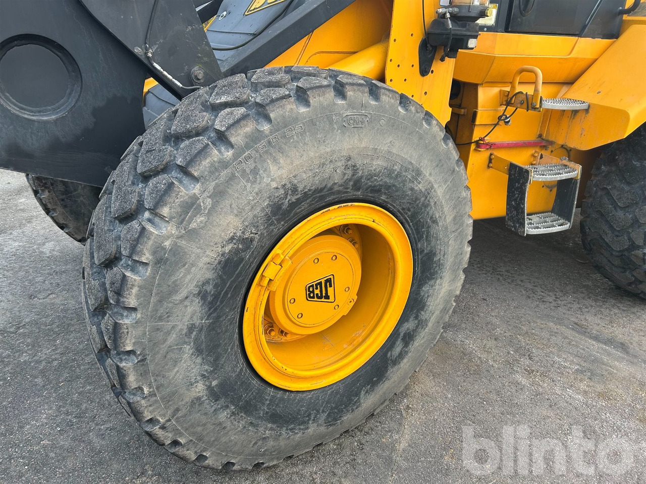 Wheel loader JCB 436