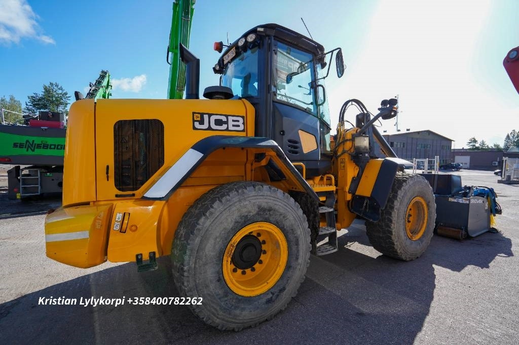 Wheel loader JCB 437HT
