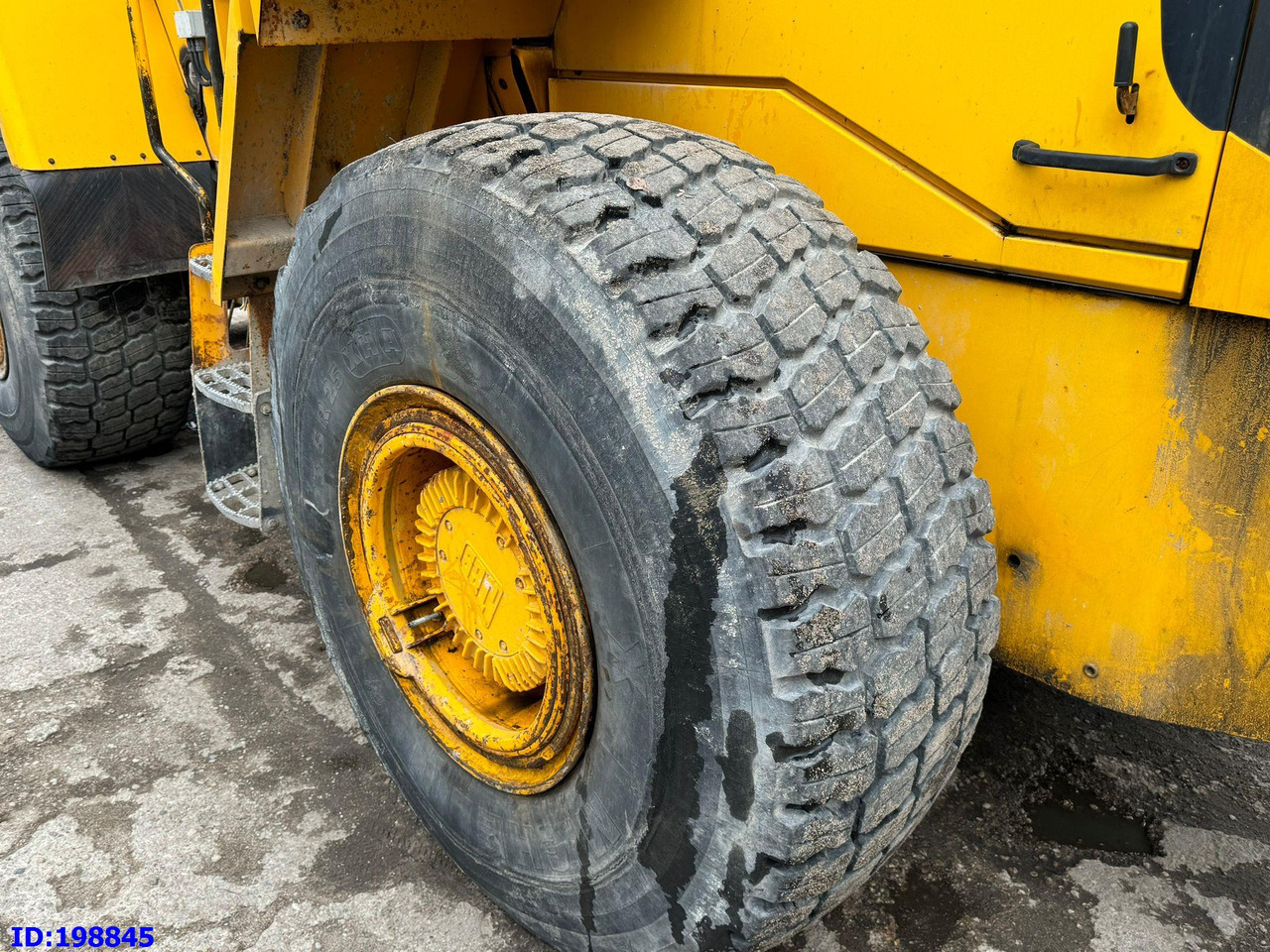 Wheel loader JCB 456 ZX 4x4 / 330