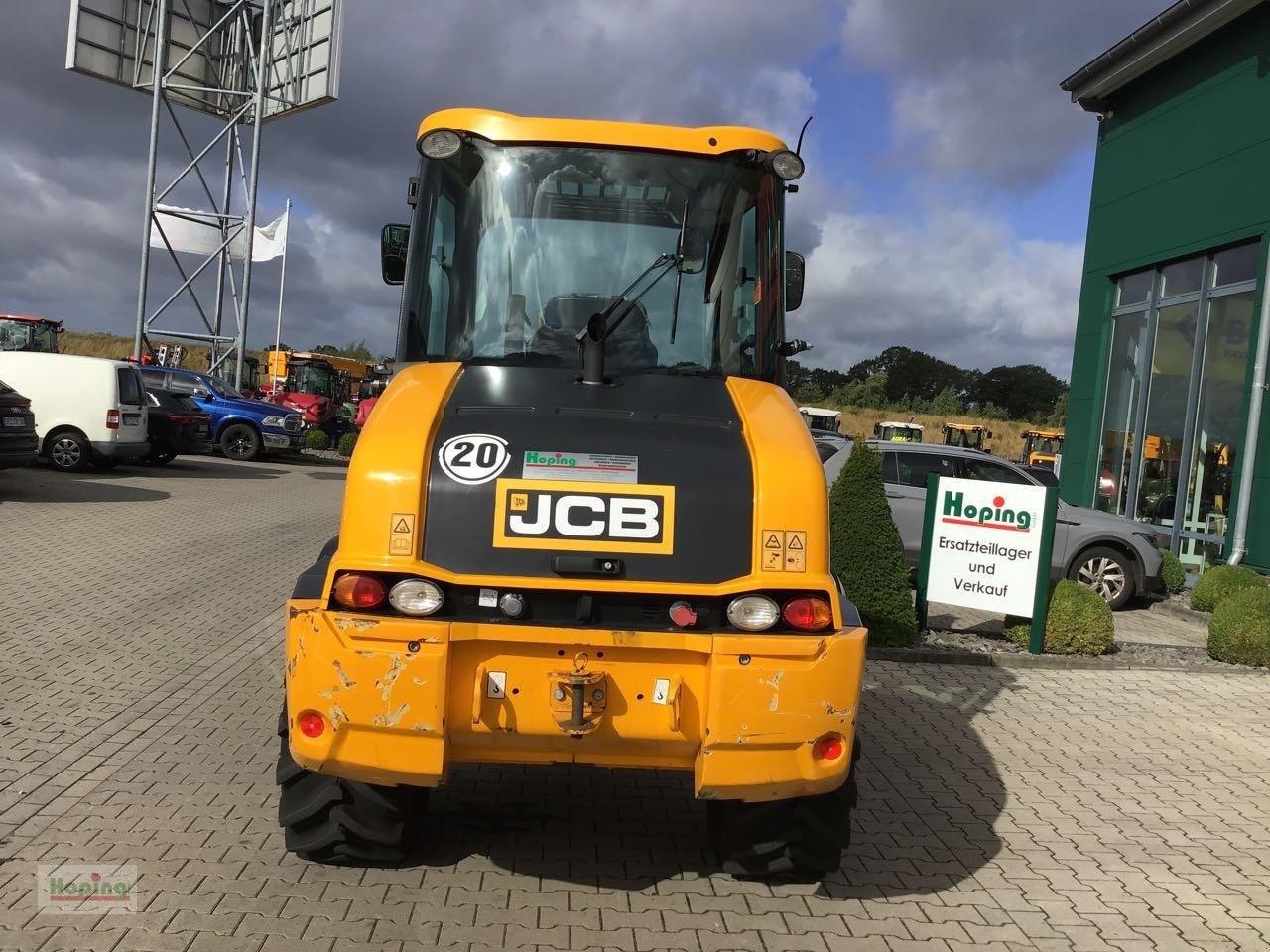 Wheel loader JCB TM220
