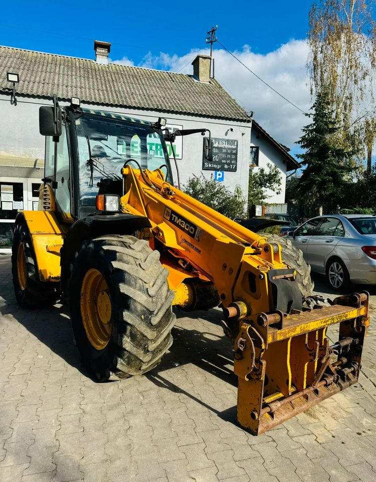 Wheel loader JCB TM300