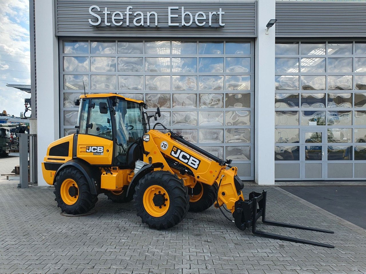 Wheel loader JCB TM 220 SV C / Neufahrzeug / Teleskop / Gabel