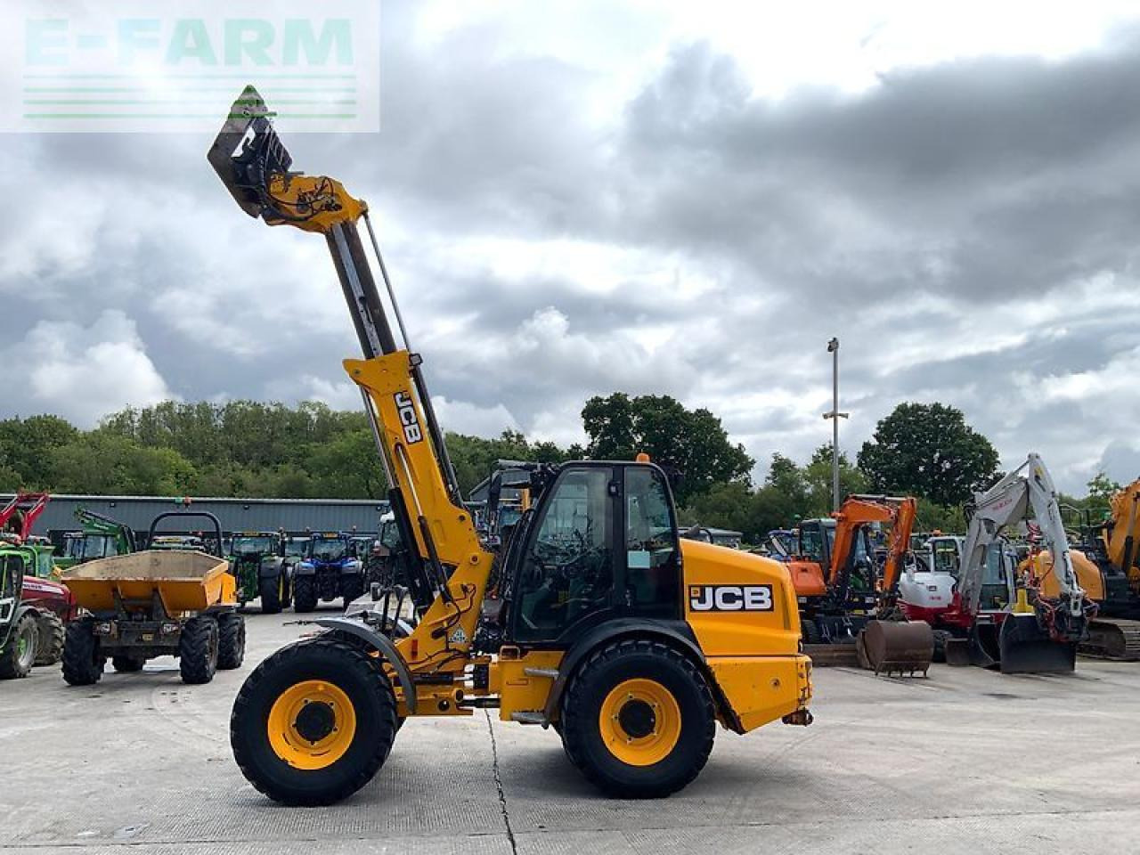 Wheel loader JCB tm320s pivot steer telehandler (st23560)