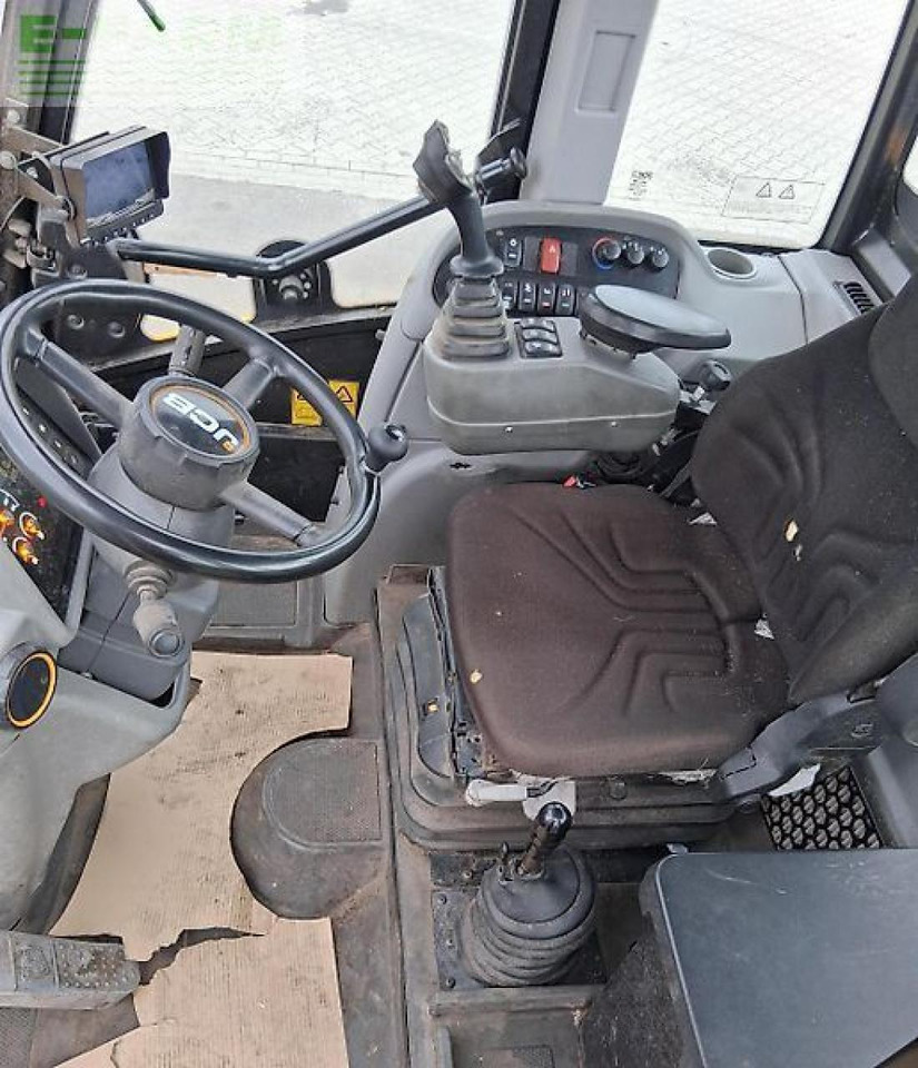 Wheel loader JCB tm 320s