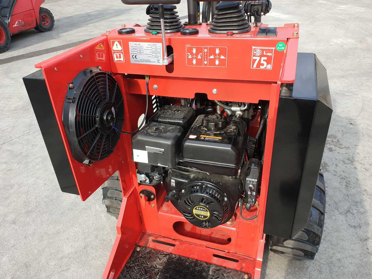 Wheel loader JPC HT320 SKID STEER LOADER