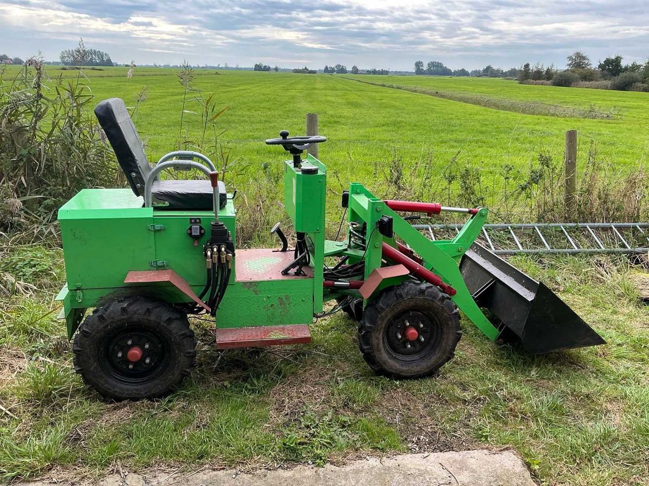 Wheel loader JPC ME18 SHOVEL