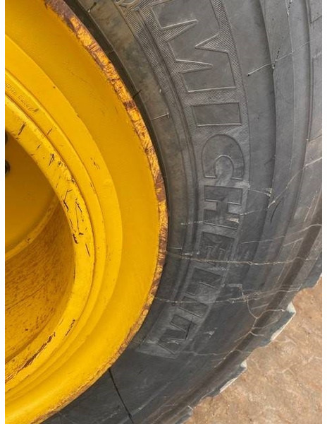 Wheel loader John Deere 744 P MIETE / RENTAL (12002124)