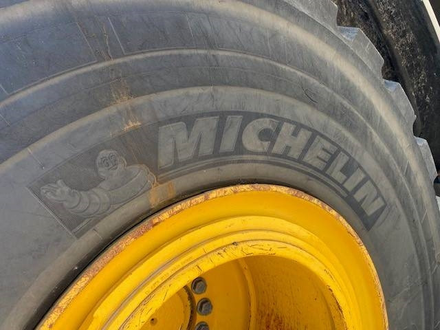 Wheel loader John Deere 744 P MIETE / RENTAL (12002124)