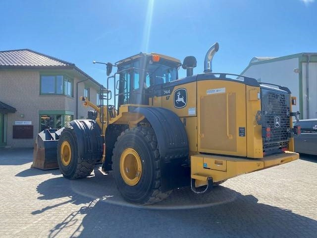 Wheel loader John Deere 744 P MIETE / RENTAL (12002124)