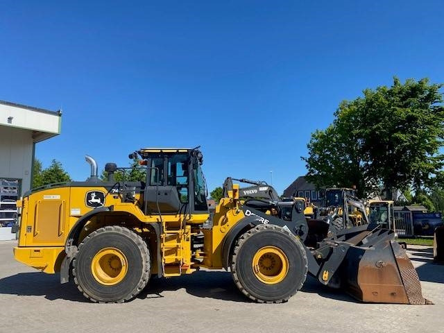 Wheel loader John Deere 744 P MIETE / RENTAL (12002124)