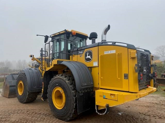 Wheel loader John Deere 744 P MIETE / RENTAL (12002124)