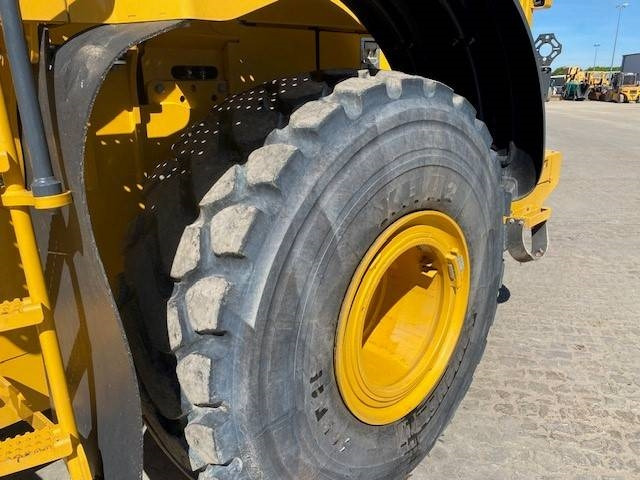 Wheel loader John Deere 744 P MIETE / RENTAL (12002125)