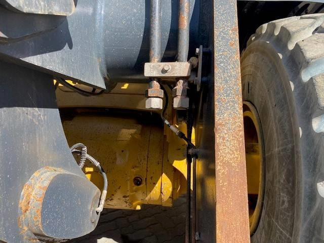 Wheel loader John Deere 744 P MIETE / RENTAL (12002125)