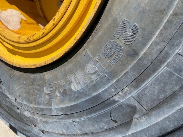 Wheel loader John Deere 744 P MIETE / RENTAL (12002125)