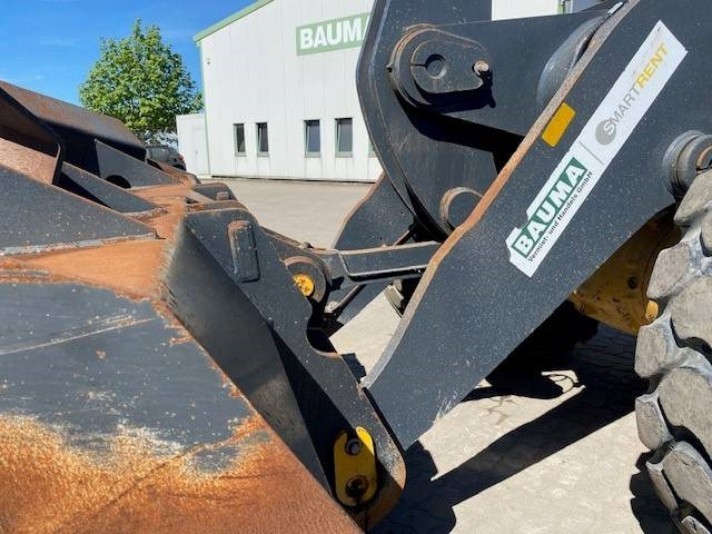 Wheel loader John Deere 744 P MIETE / RENTAL (12002125)