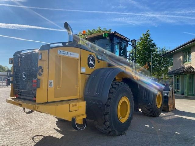 Wheel loader John Deere 744 P MIETE / RENTAL (12002126)