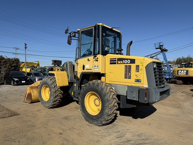 Wheel loader KOMATSU WA100-6
