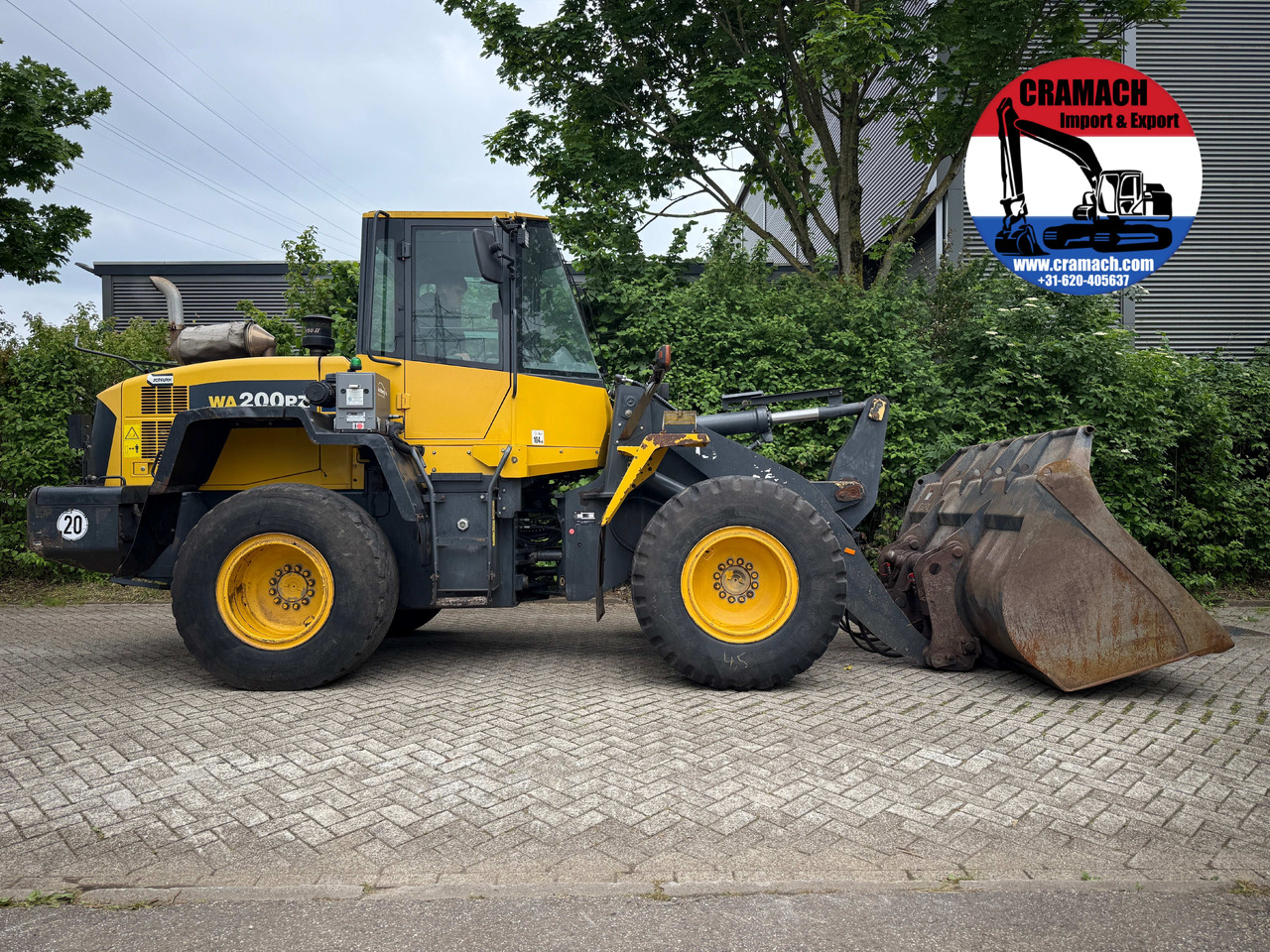 Wheel loader KOMATSU WA200PZ-6