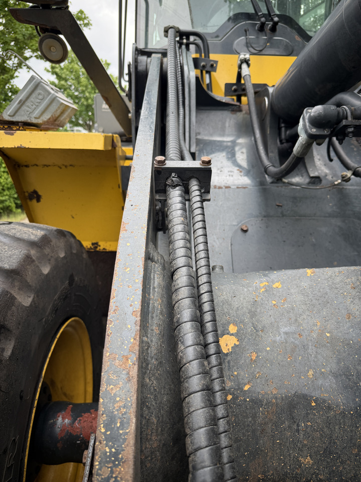 Wheel loader KOMATSU WA200PZ-6