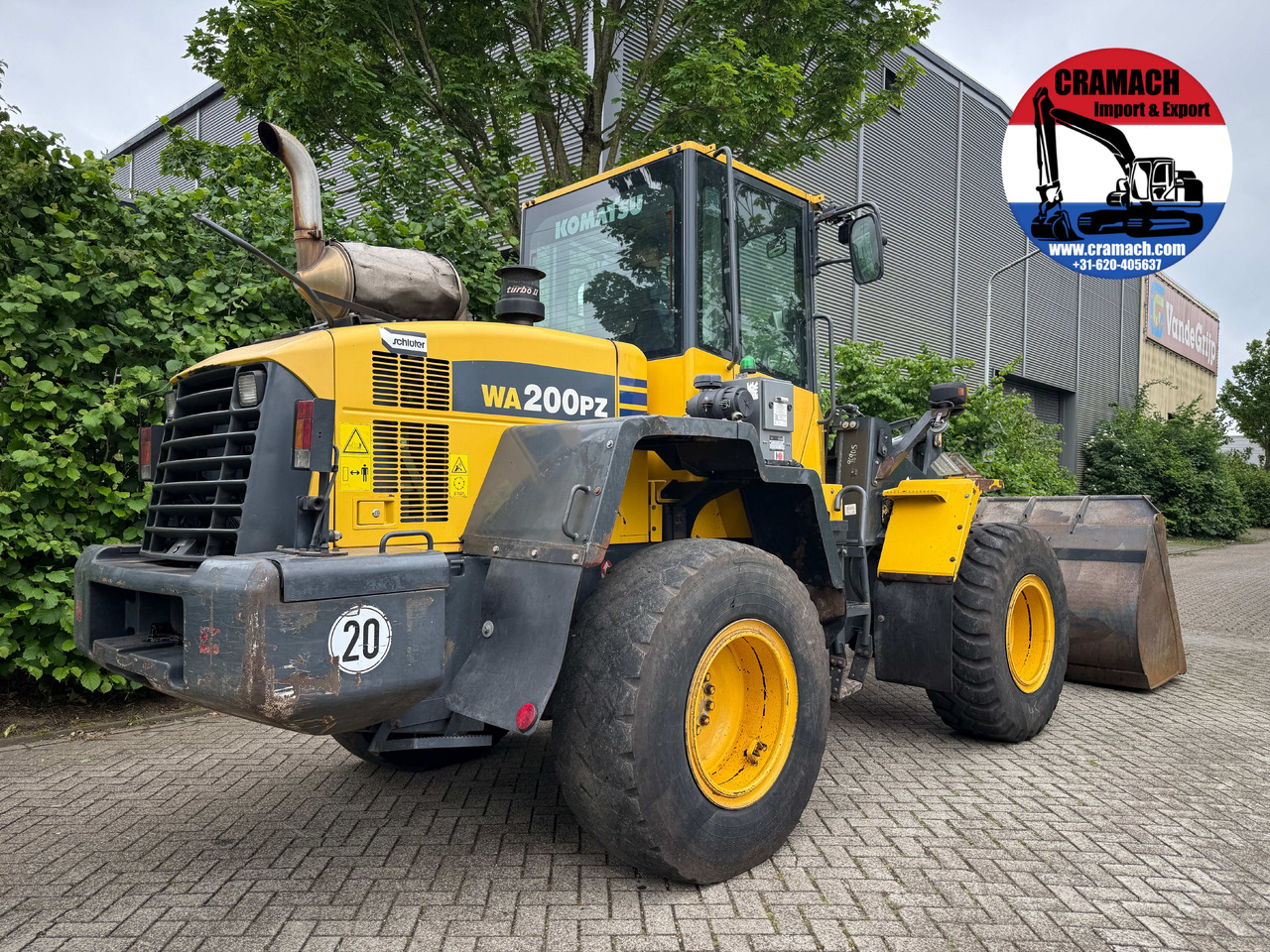 Wheel loader KOMATSU WA200PZ-6